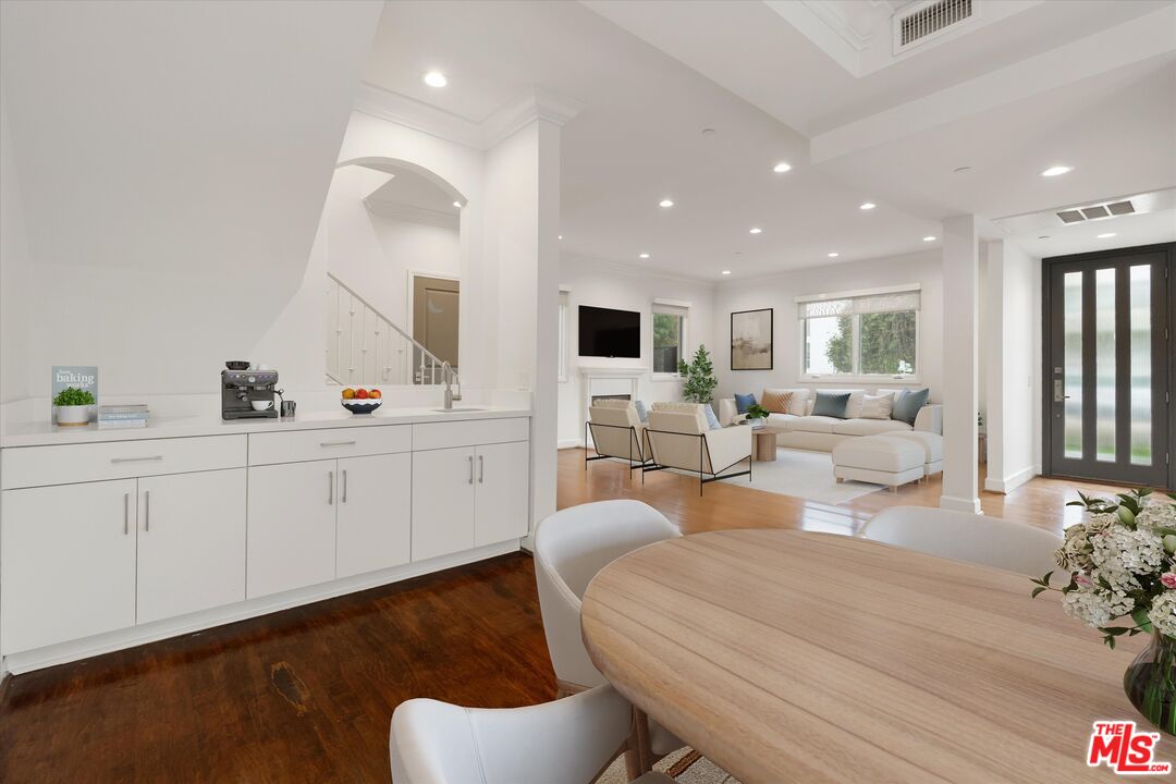 1032 3rd St Unit: 101