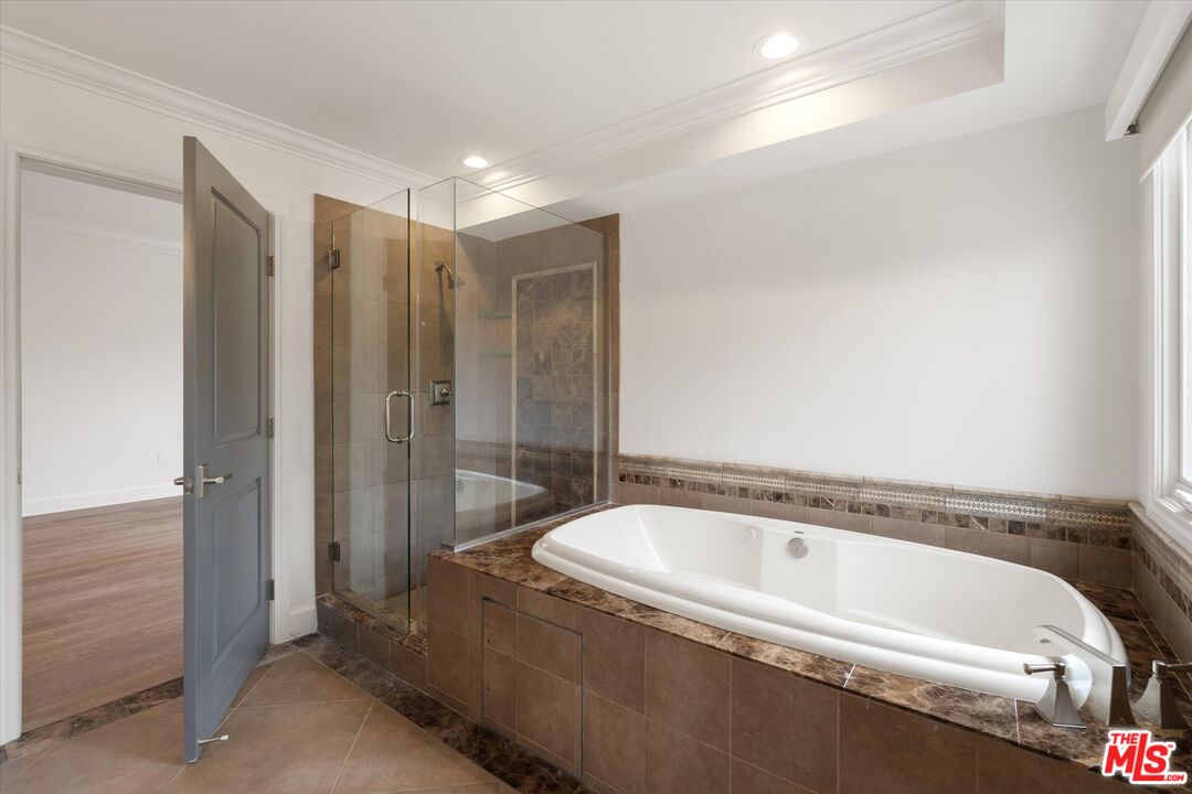 1032 3rd St Unit: 101