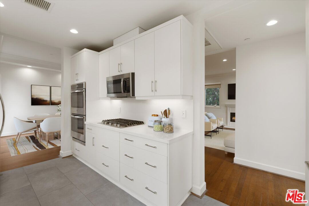1032 3rd St Unit: 101