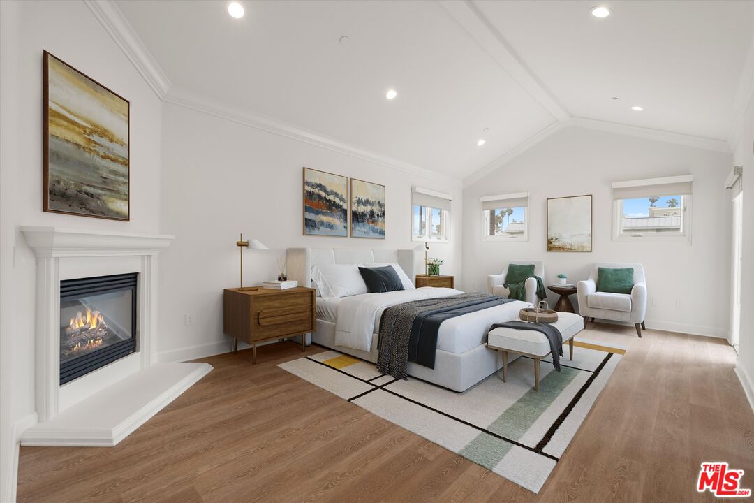 1032 3rd St Unit: 101