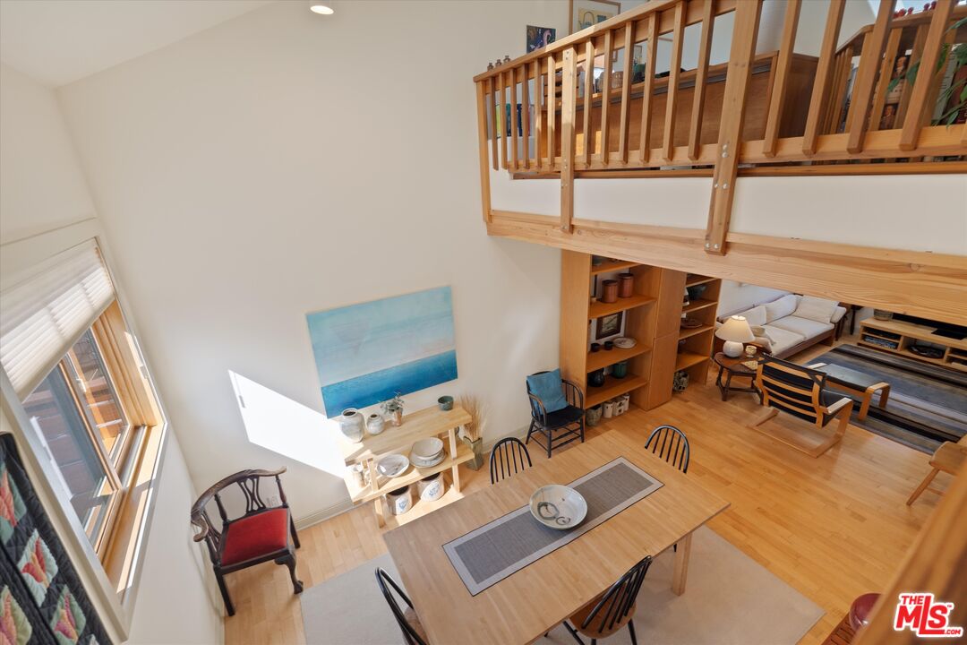 2411 4th St Unit: 3
