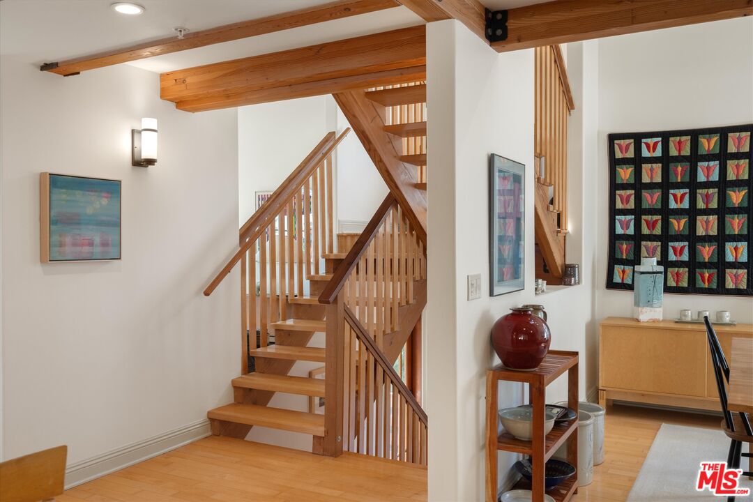 2411 4th St Unit: 3