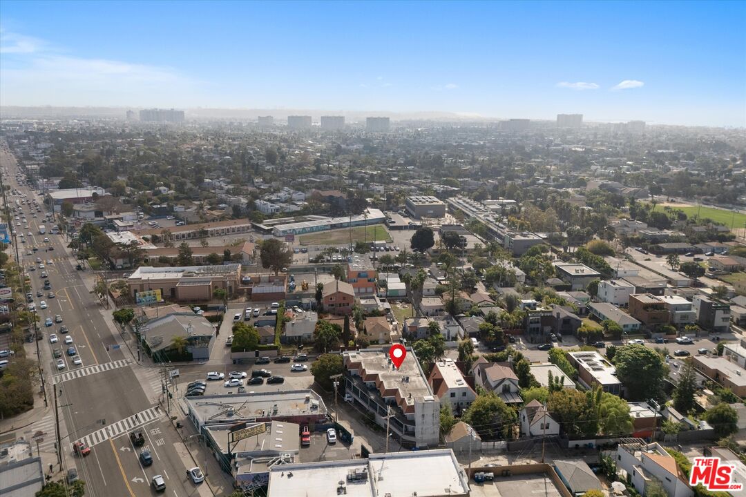 845 Brooks Ave Unit: 1