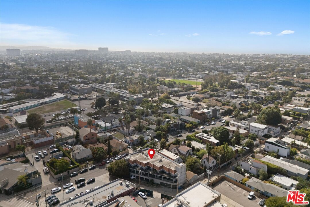 845 Brooks Ave Unit: 1