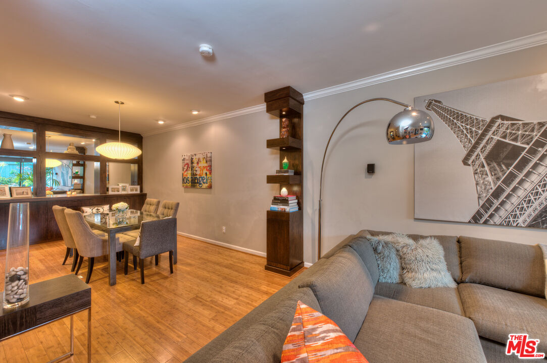 2663 Centinela Ave Unit: 308