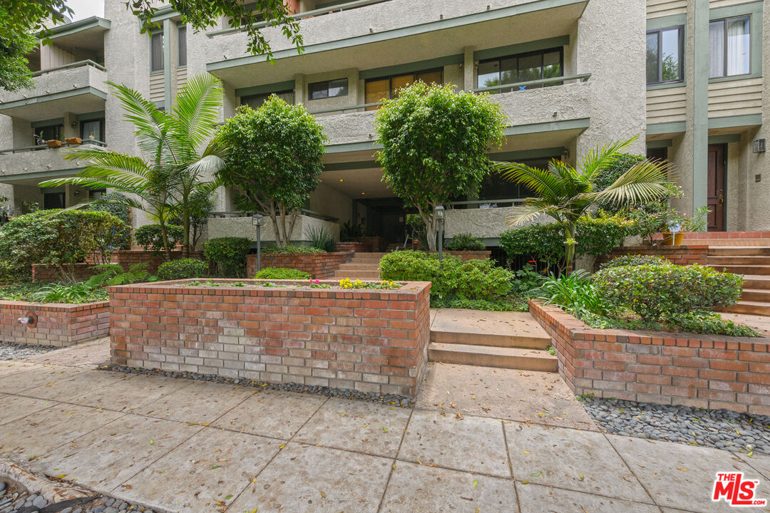 2663 Centinela Ave Unit: 308
