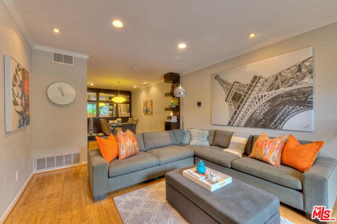 2663 Centinela Ave Unit: 308