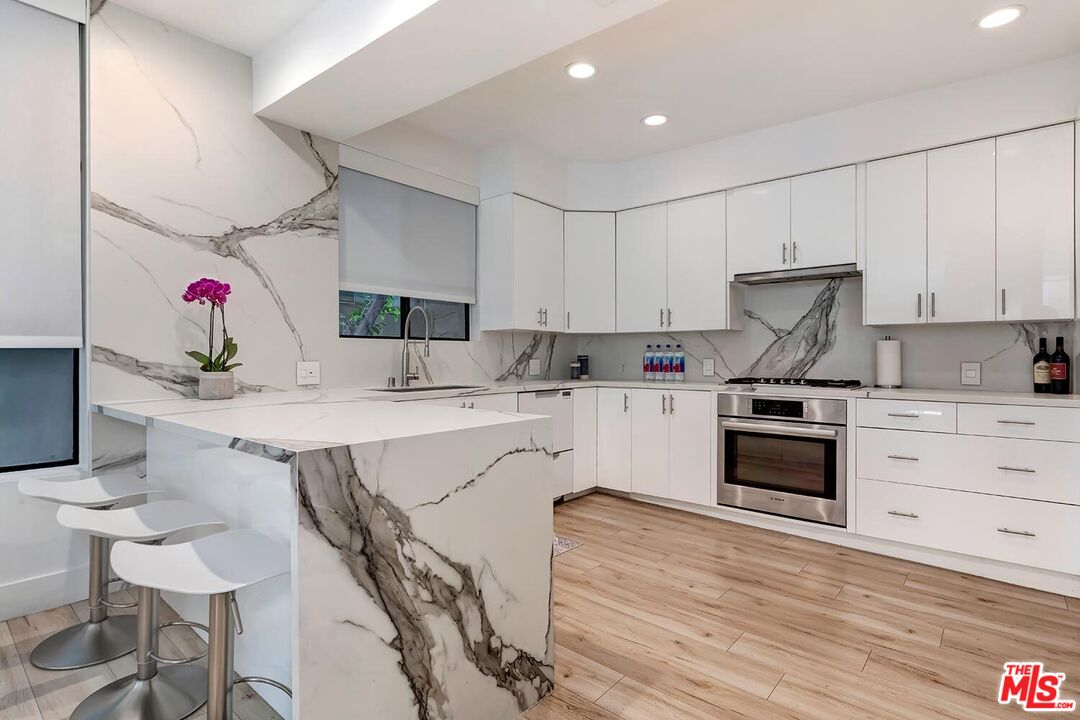 814 Amherst Ave Unit: #103