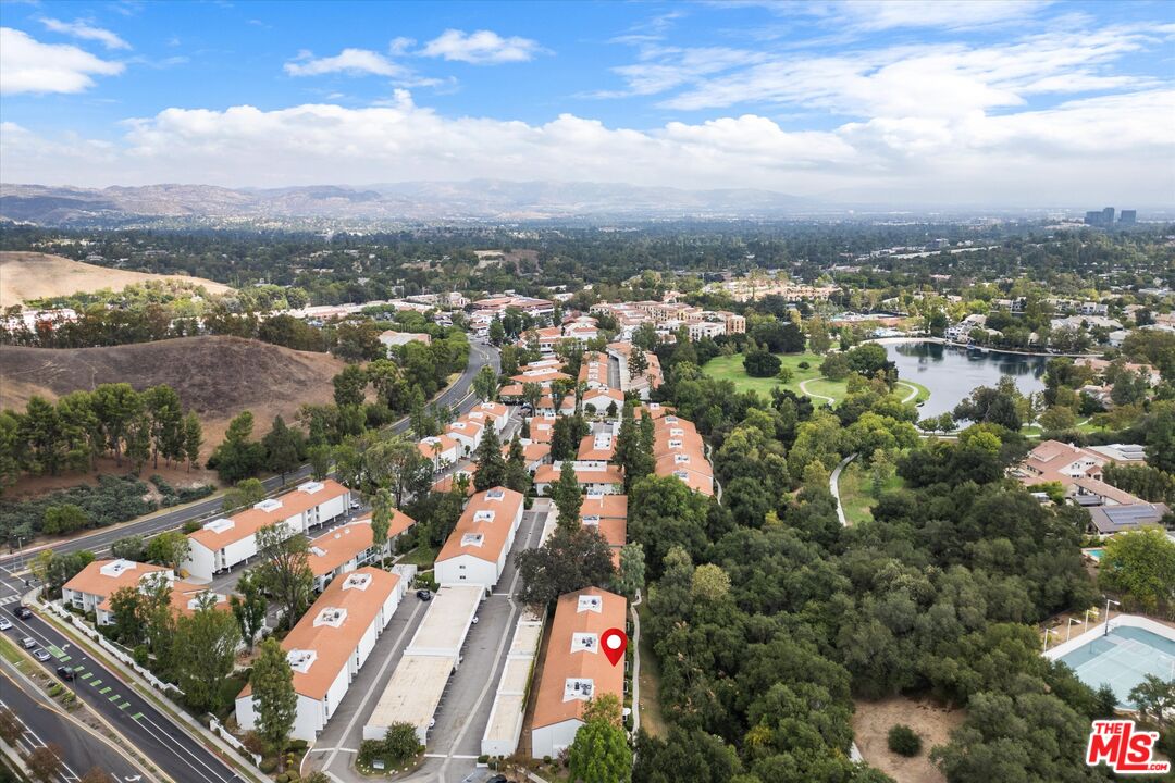 23635 Park Capri Unit: 32