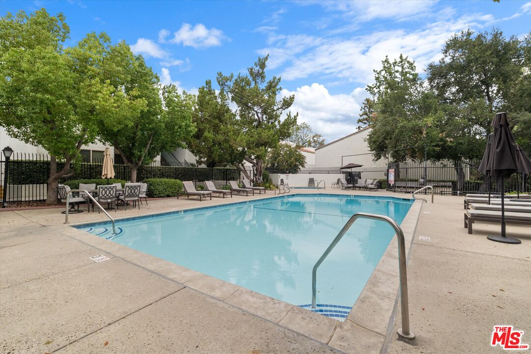 23635 Park Capri Unit: 32