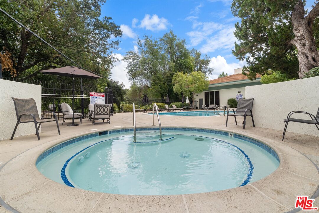 23635 Park Capri Unit: 32