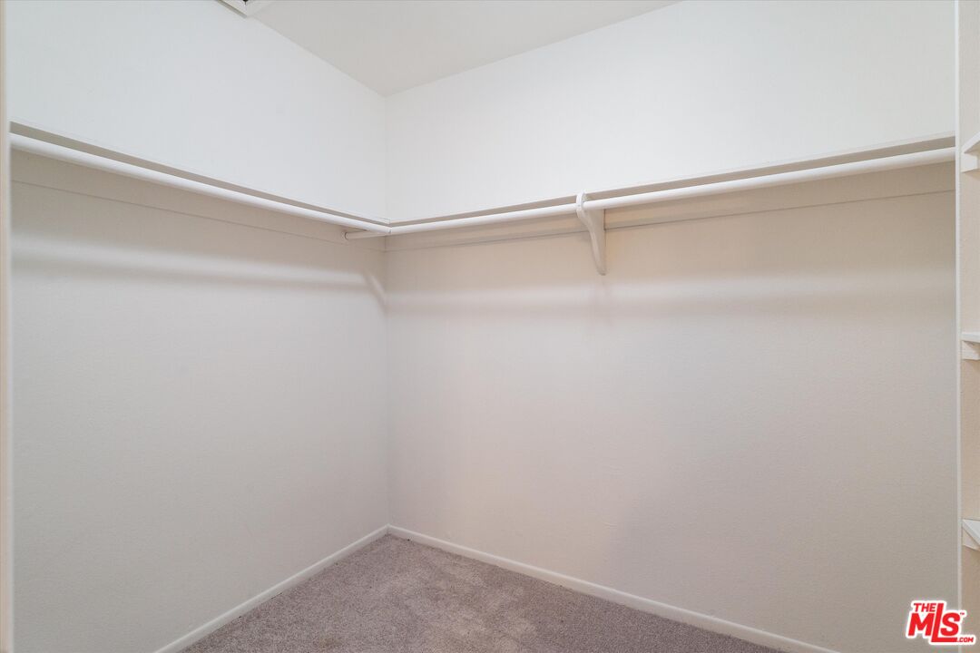 23635 Park Capri Unit: 32