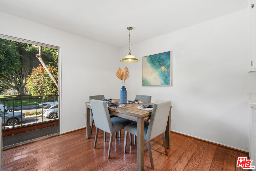 2311 4th St Unit: 205