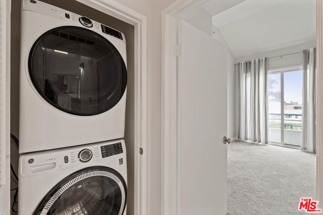 12773 Caswell Ave Unit: 303