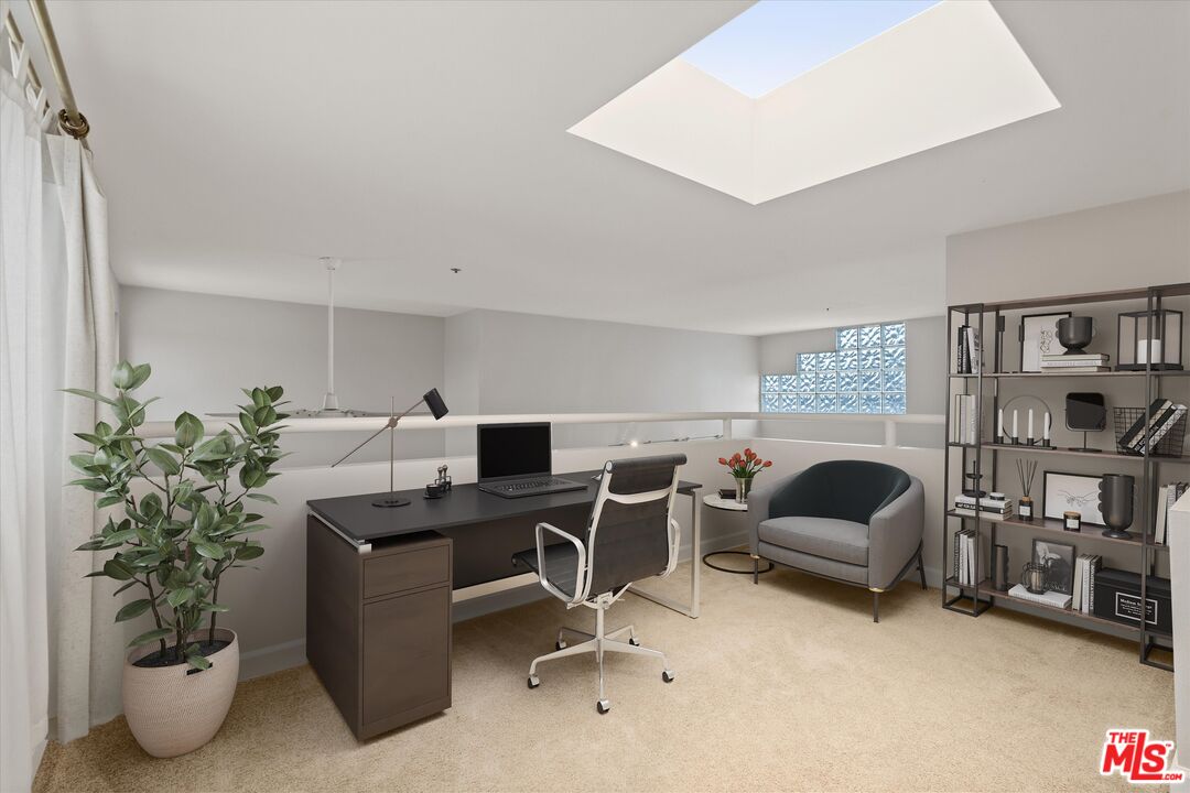 12773 Caswell Ave Unit: 303