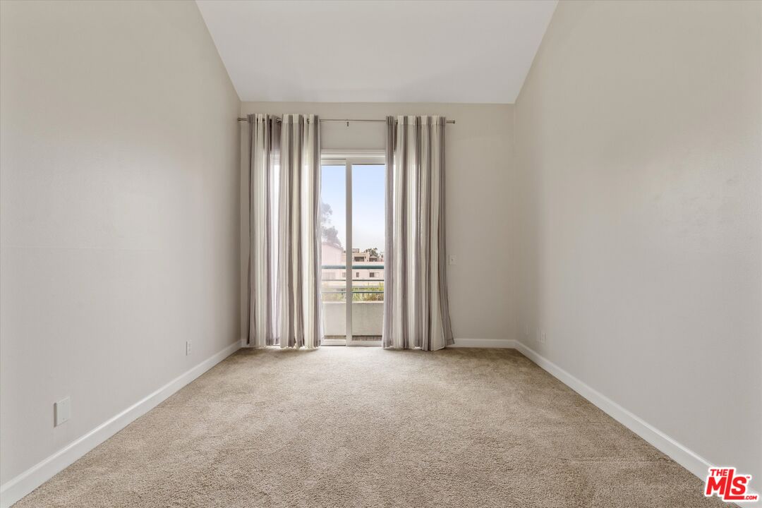 12773 Caswell Ave Unit: 303