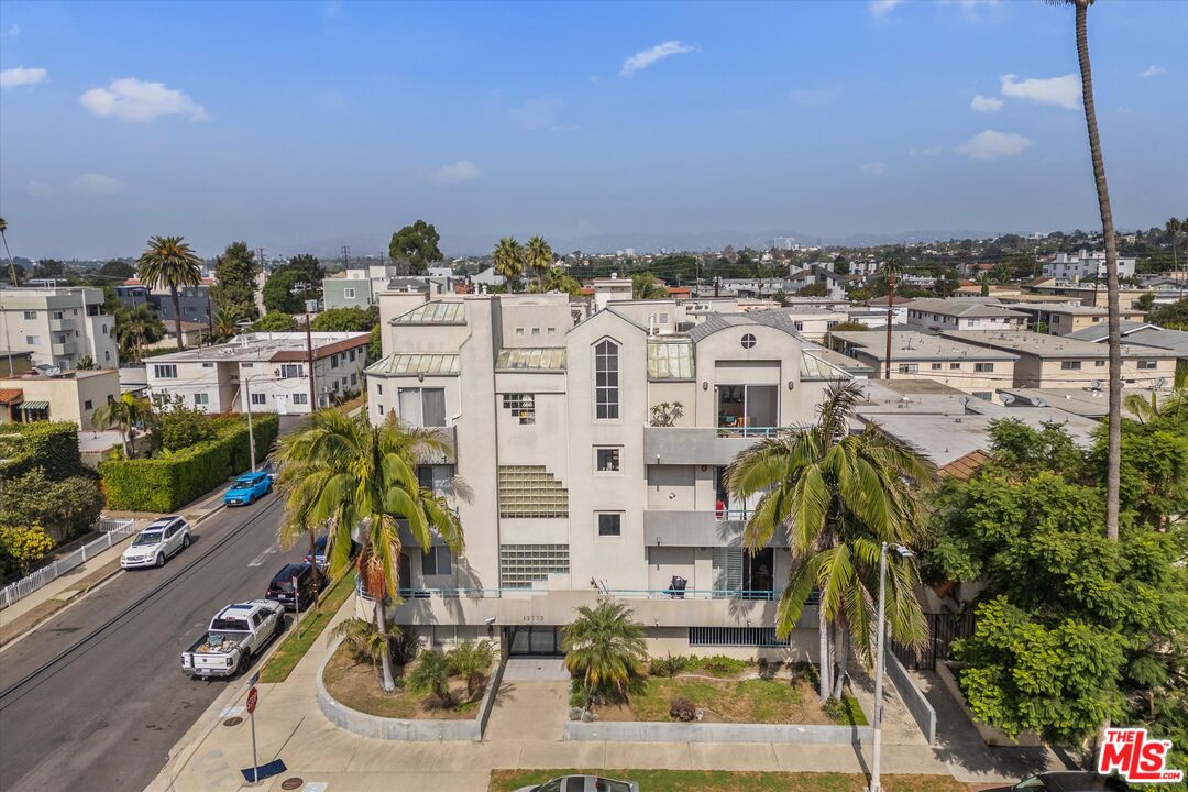 12773 Caswell Ave Unit: 303