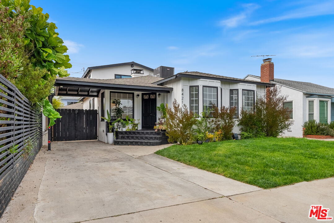 8421 Gonzaga Ave