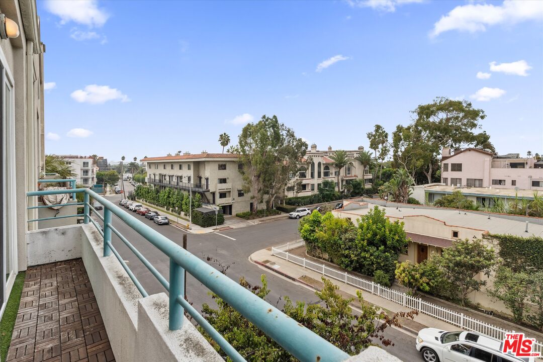 12773 Caswell Ave. #303