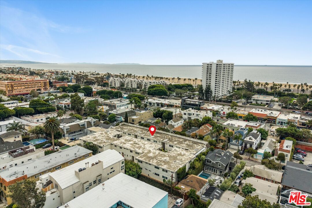 2721 2nd St Unit: 211