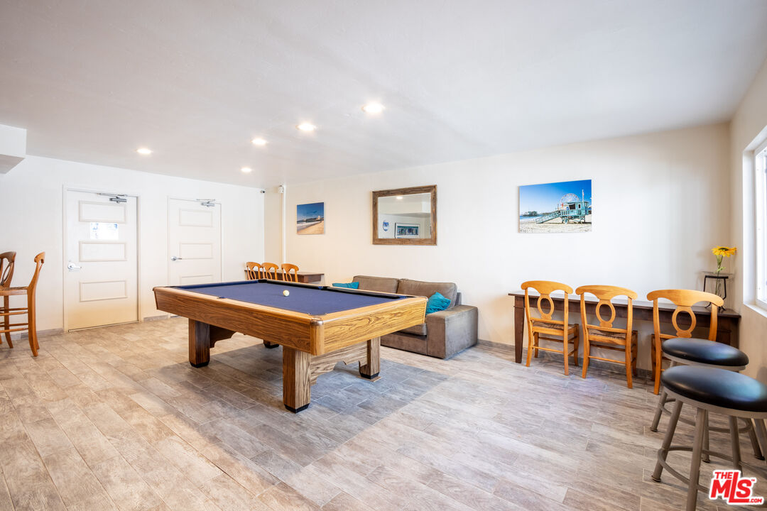 2721 2nd St Unit: 211