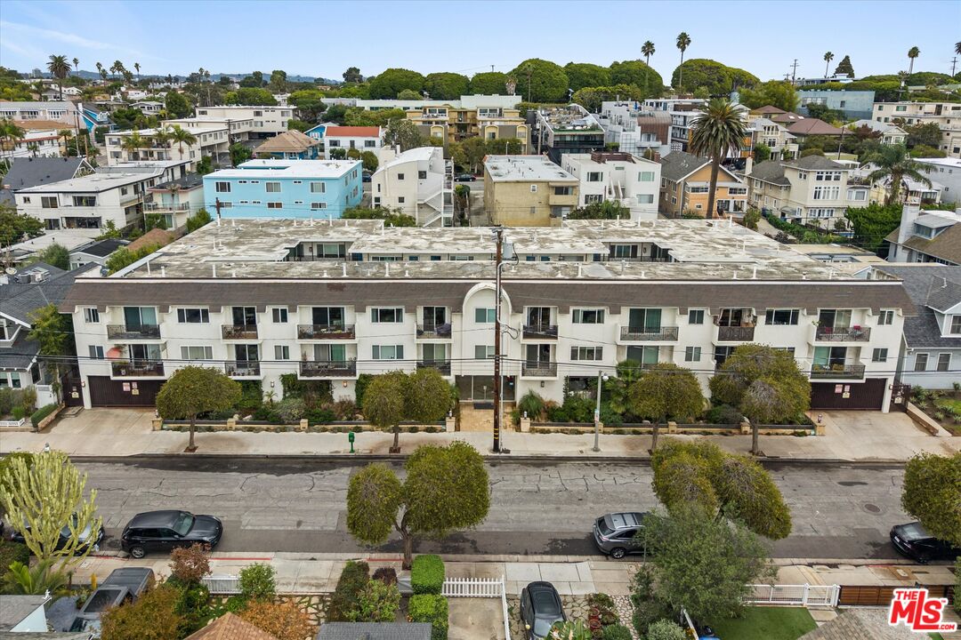 2721 2nd St Unit: 211