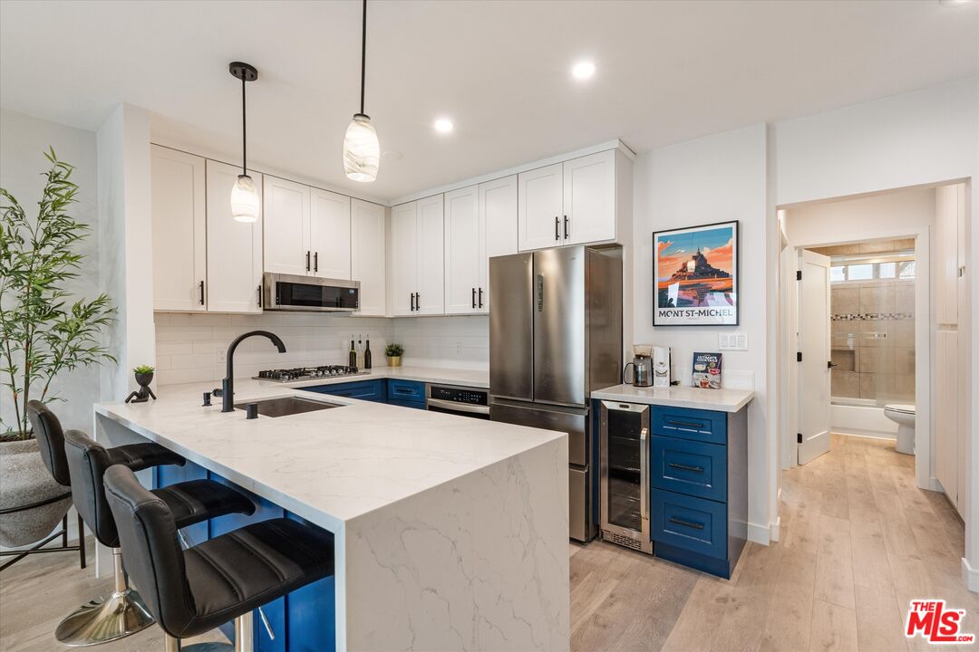 2721 2nd St Unit: 211