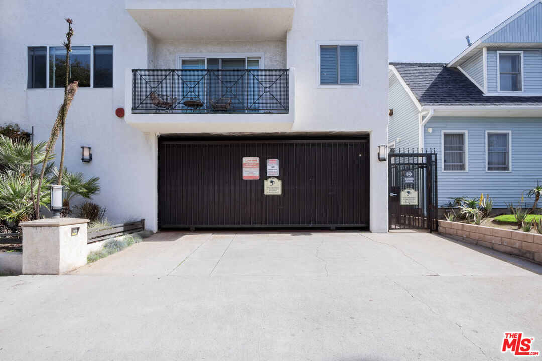 2721 2nd St Unit: 211