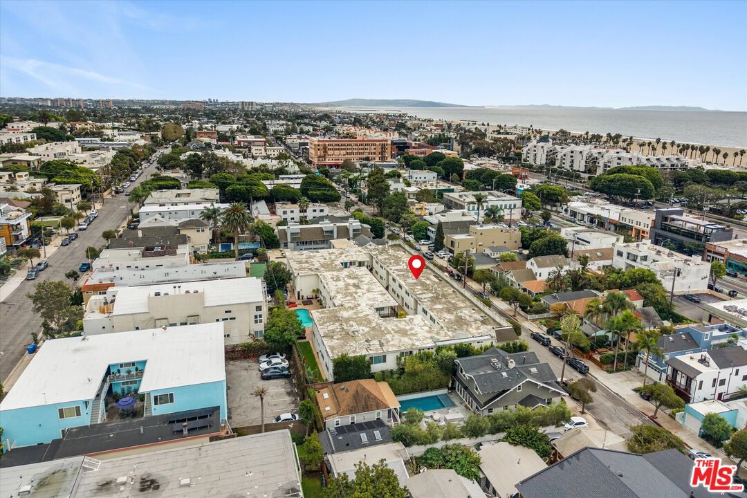 2721 2nd St Unit: 211