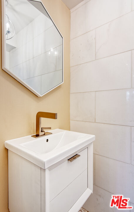 422 Smithwood DR Unit: C