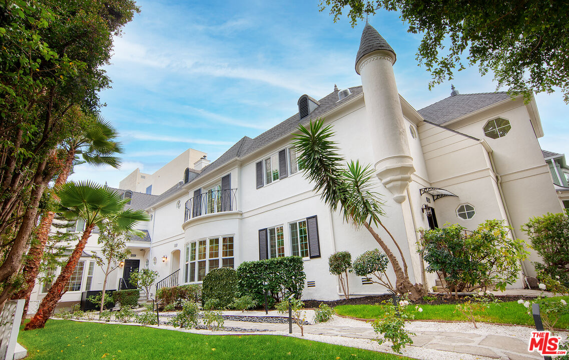 422 Smithwood DR Unit: C