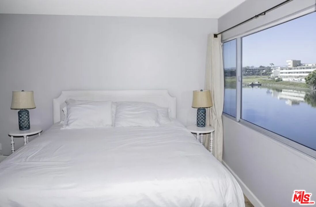 6400 Pacific Ave Unit: 312