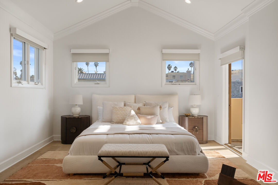 1032 3rd St Unit: 101