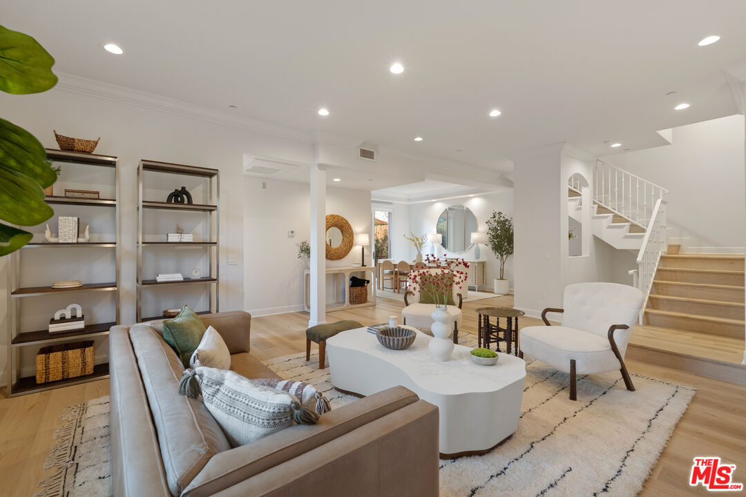 1032 3rd St Unit: 101