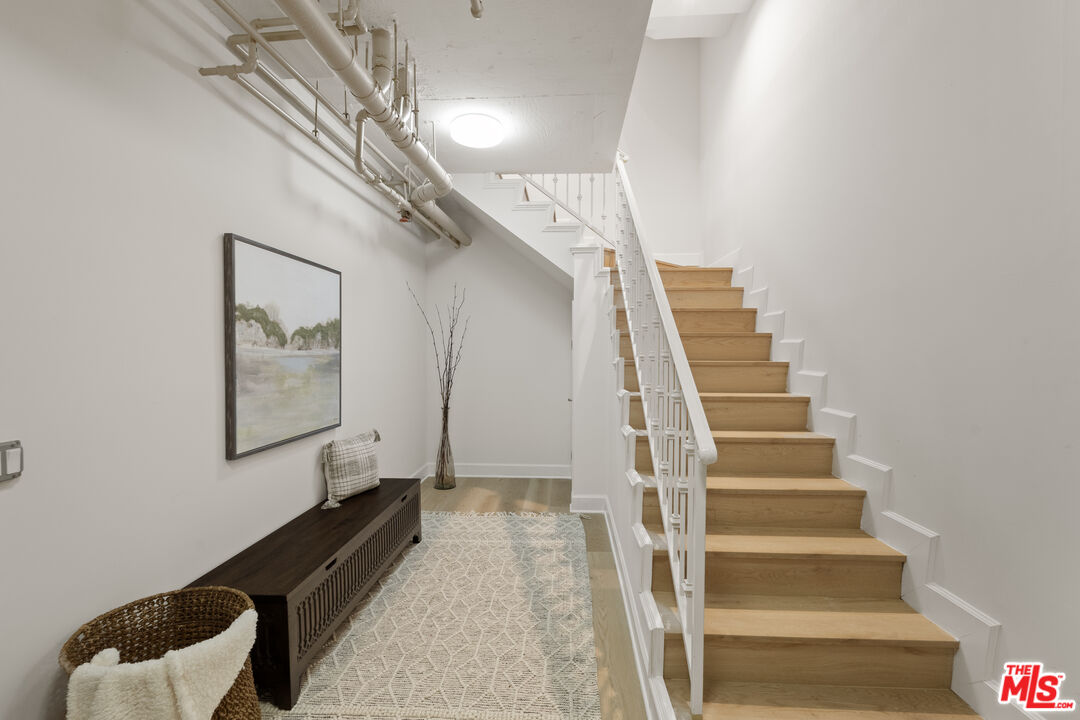 1032 3rd St Unit: 101