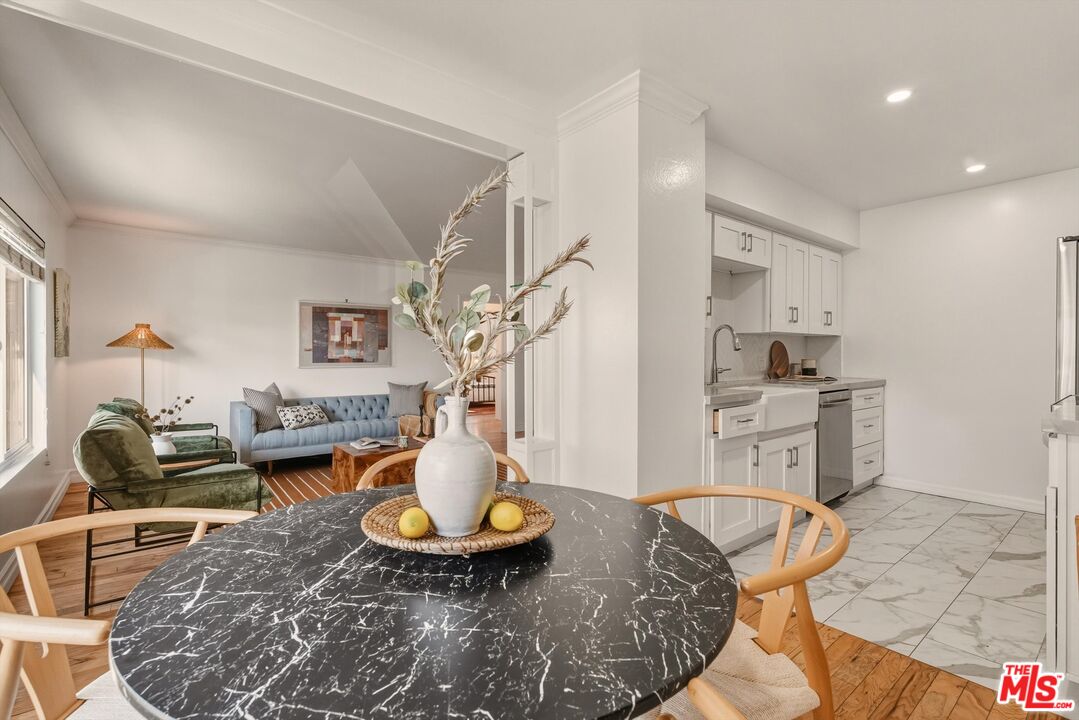 425 Idaho Ave Unit: 10