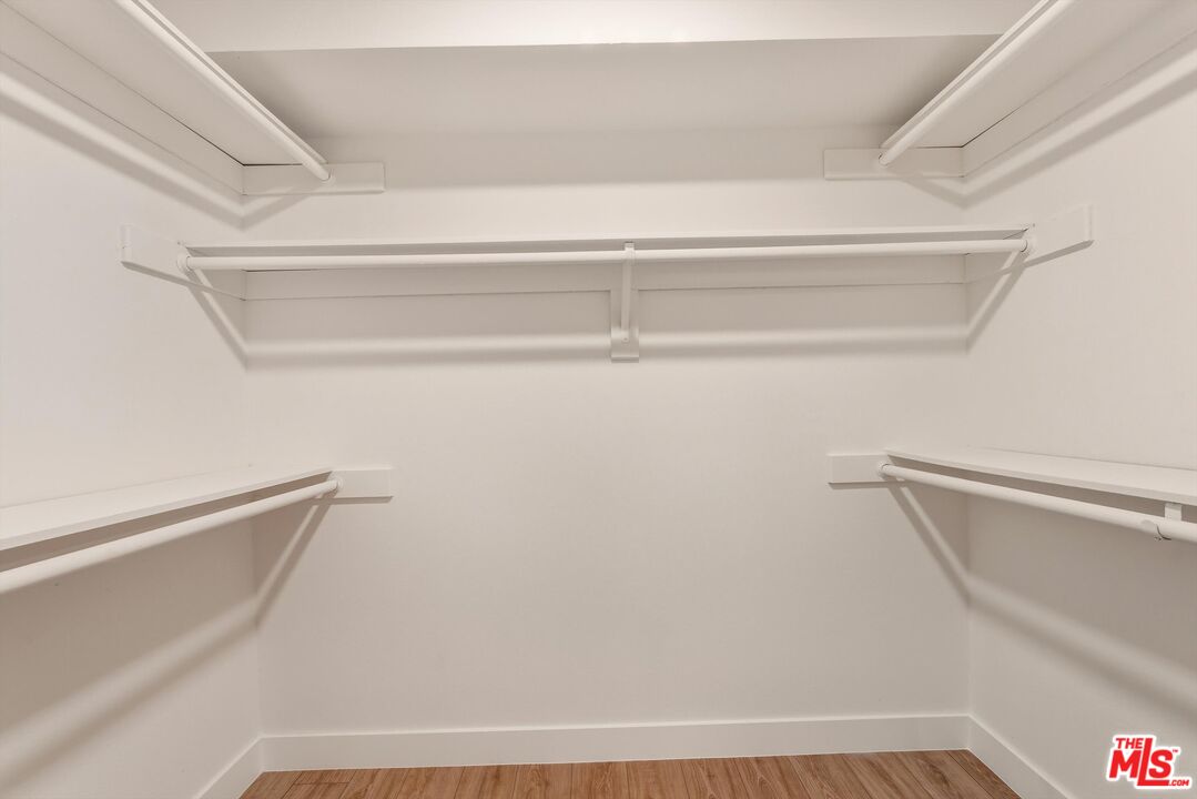 12321 Ocean Park Blvd. #9