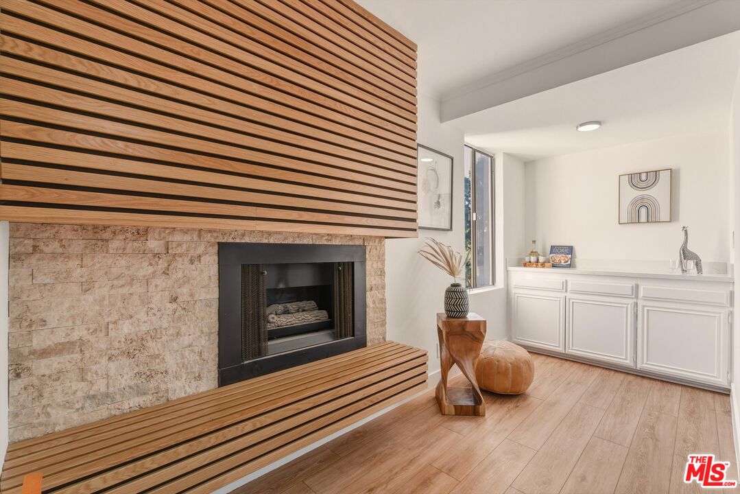 12321 Ocean Park Blvd. #9