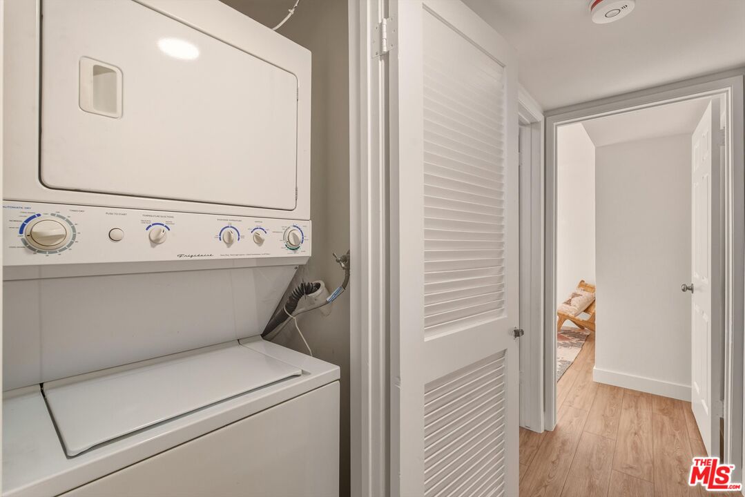 12321 Ocean Park Blvd. #9