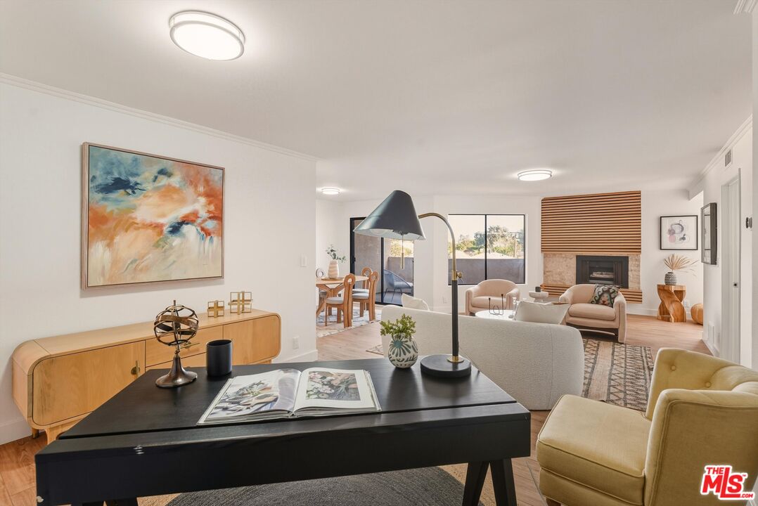 12321 Ocean Park Blvd. #9