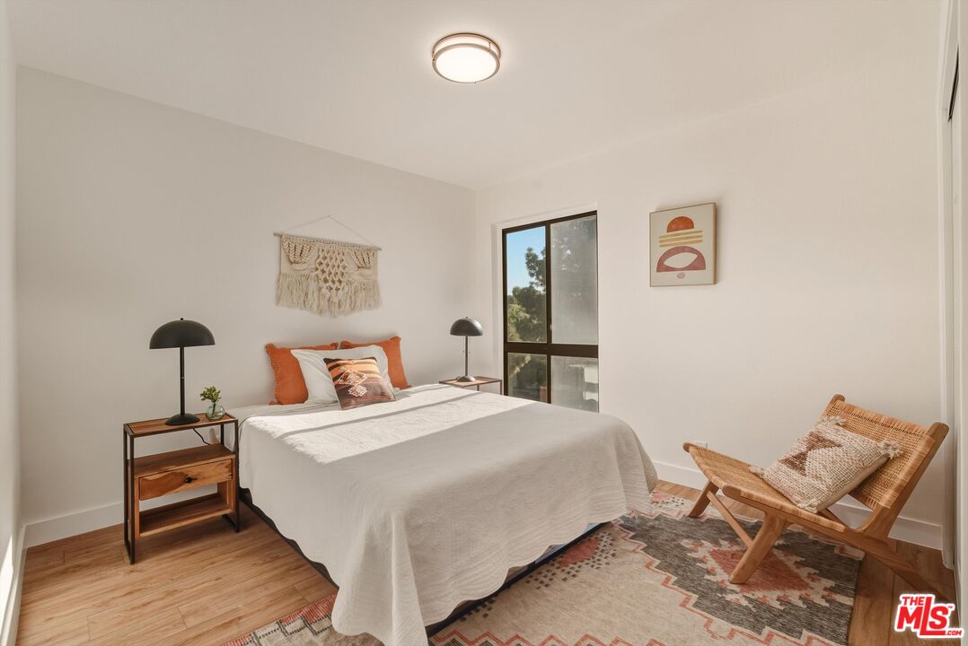 12321 Ocean Park Blvd. #9