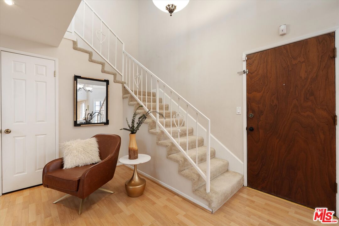 12321 Ocean Park Blvd. #15