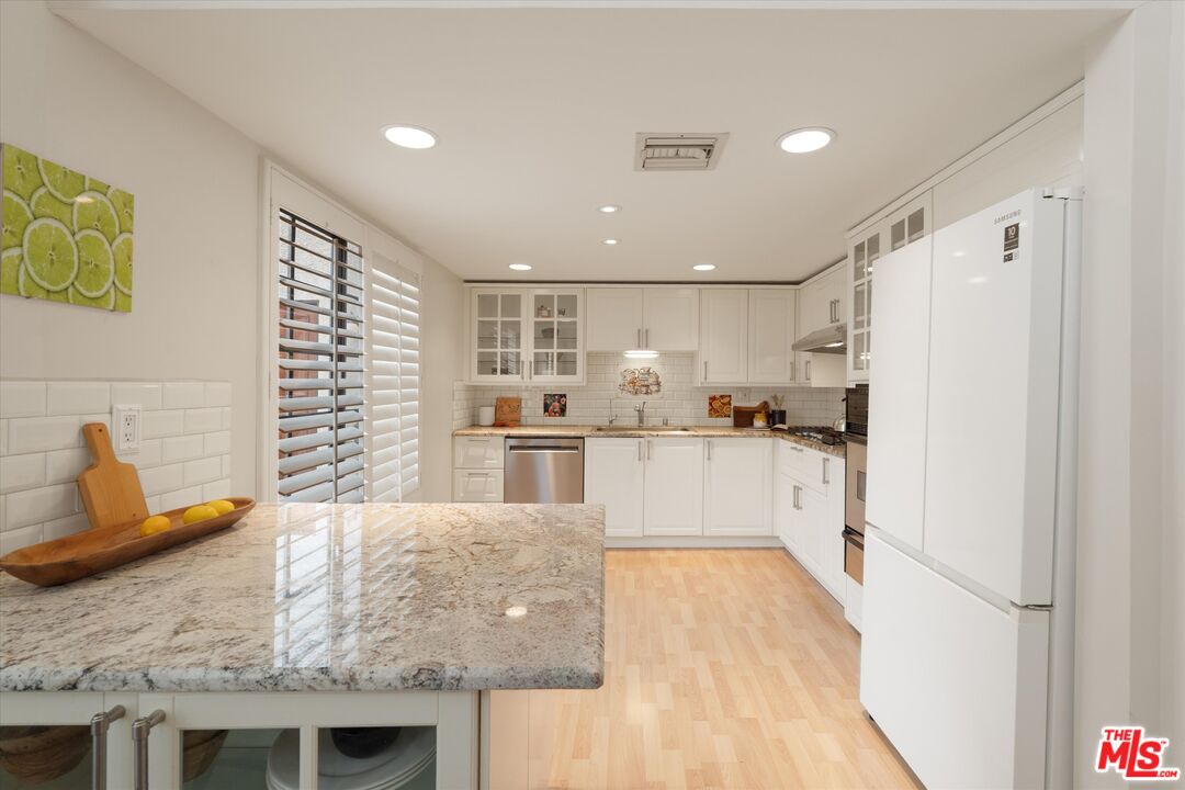 12321 Ocean Park Blvd. #15