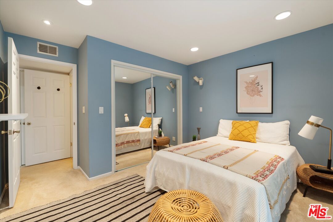 12321 Ocean Park Blvd. #15