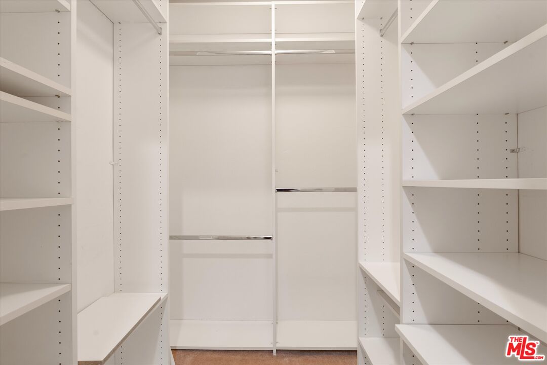 12321 Ocean Park Blvd. #15