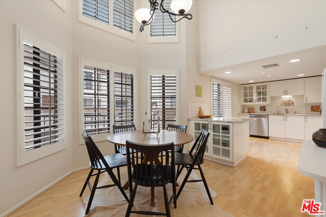 12321 Ocean Park Blvd. #15