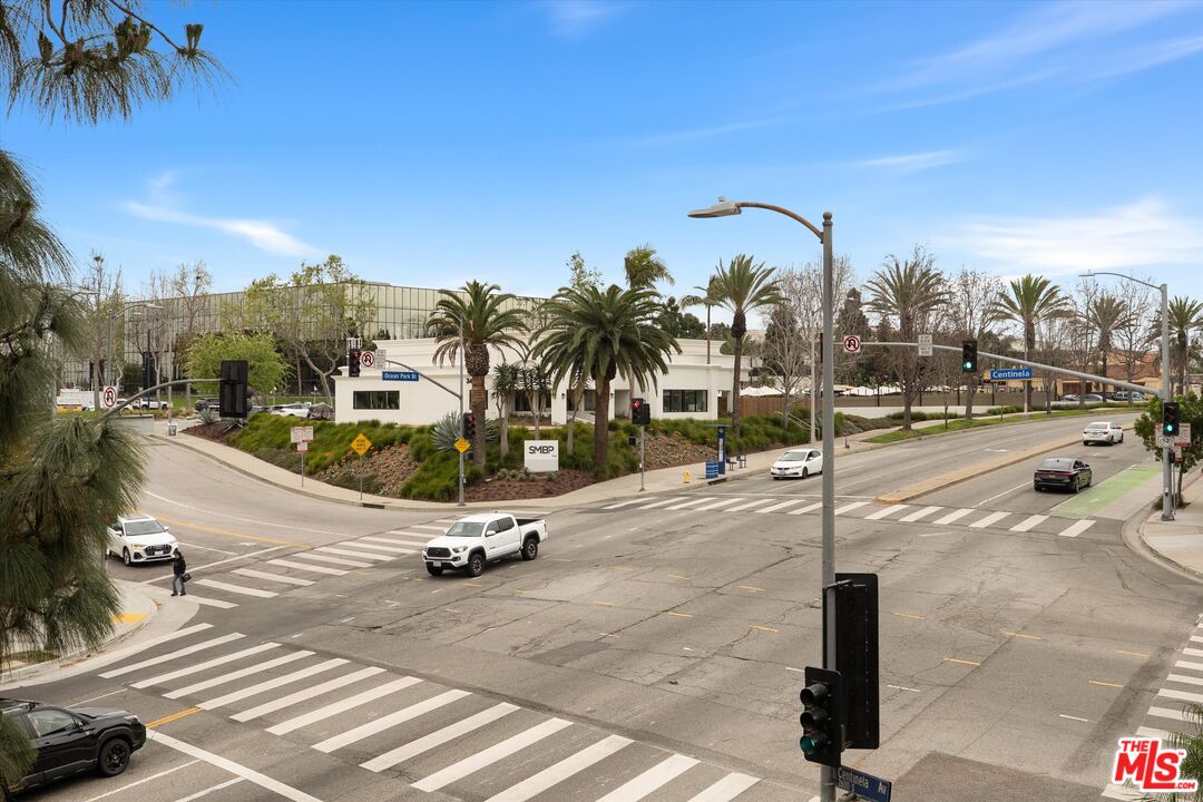 12321 Ocean Park Blvd. #15