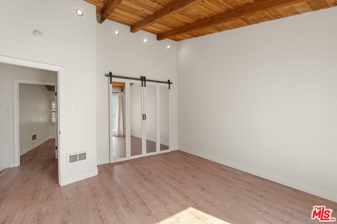 621 California Ave. #2