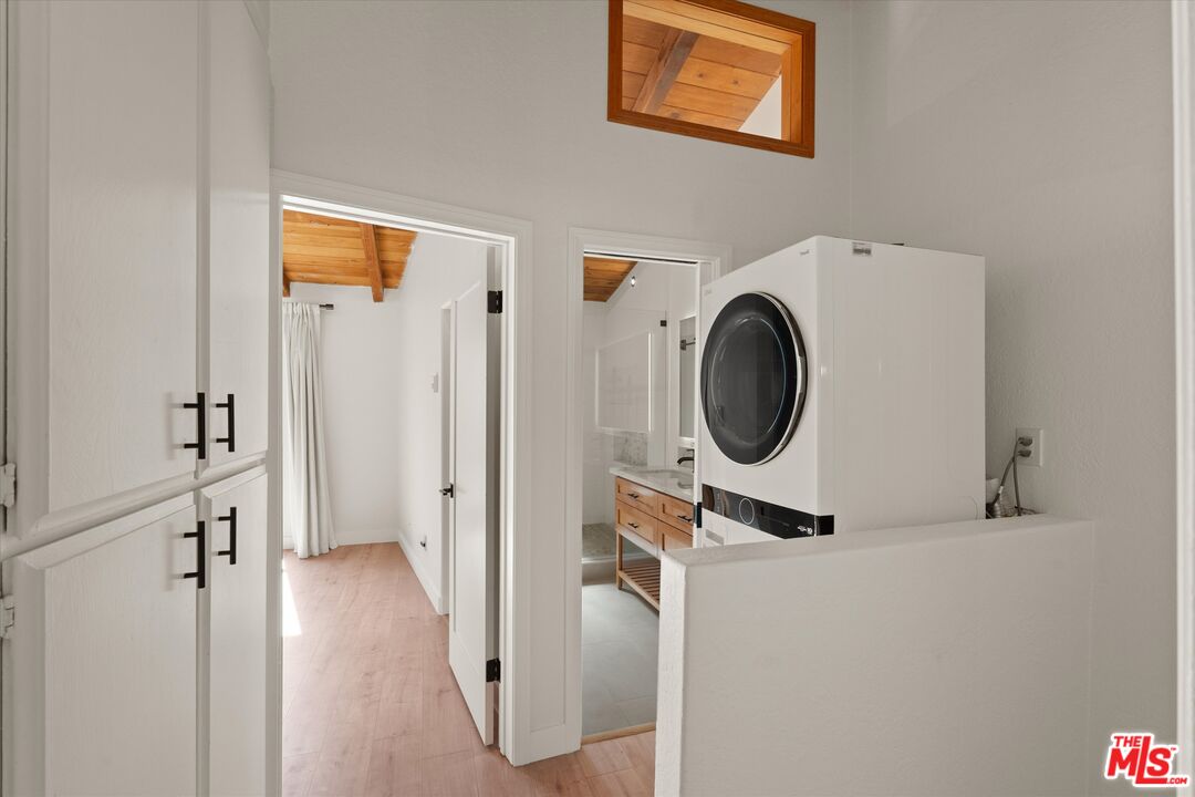 621 California Ave. #2