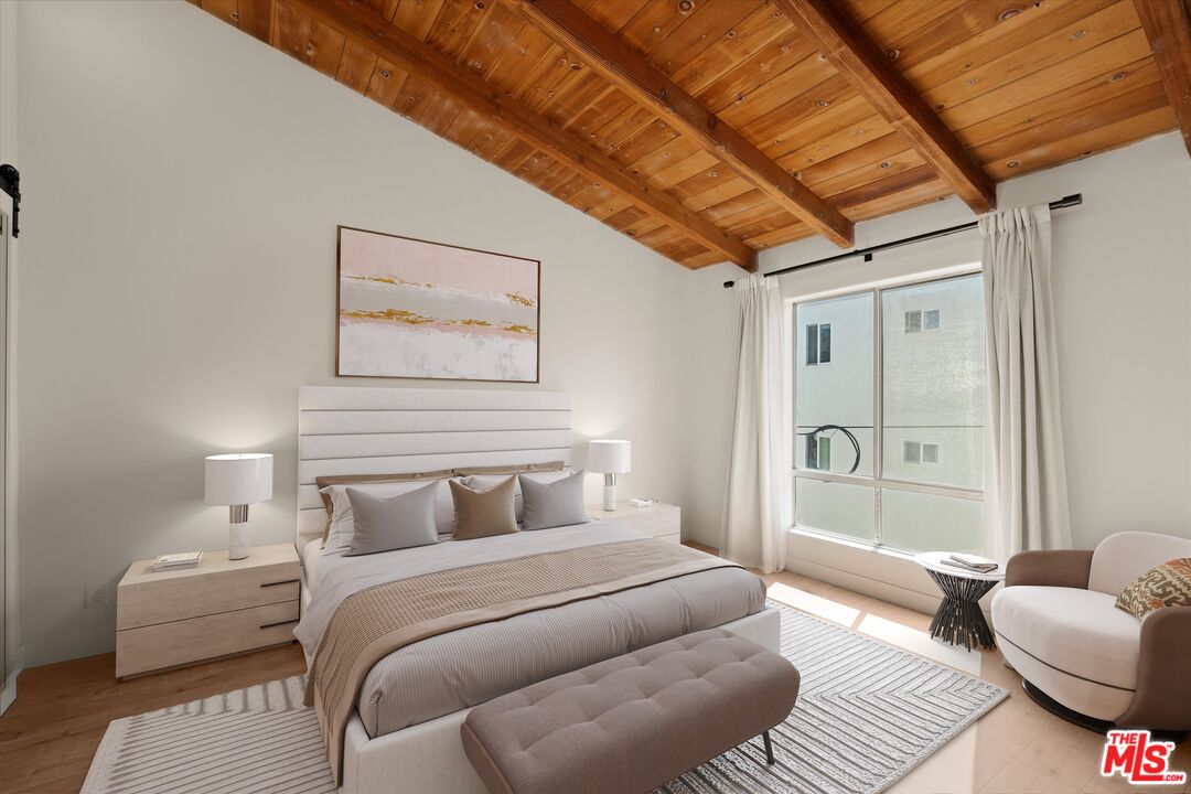 621 California Ave. #2